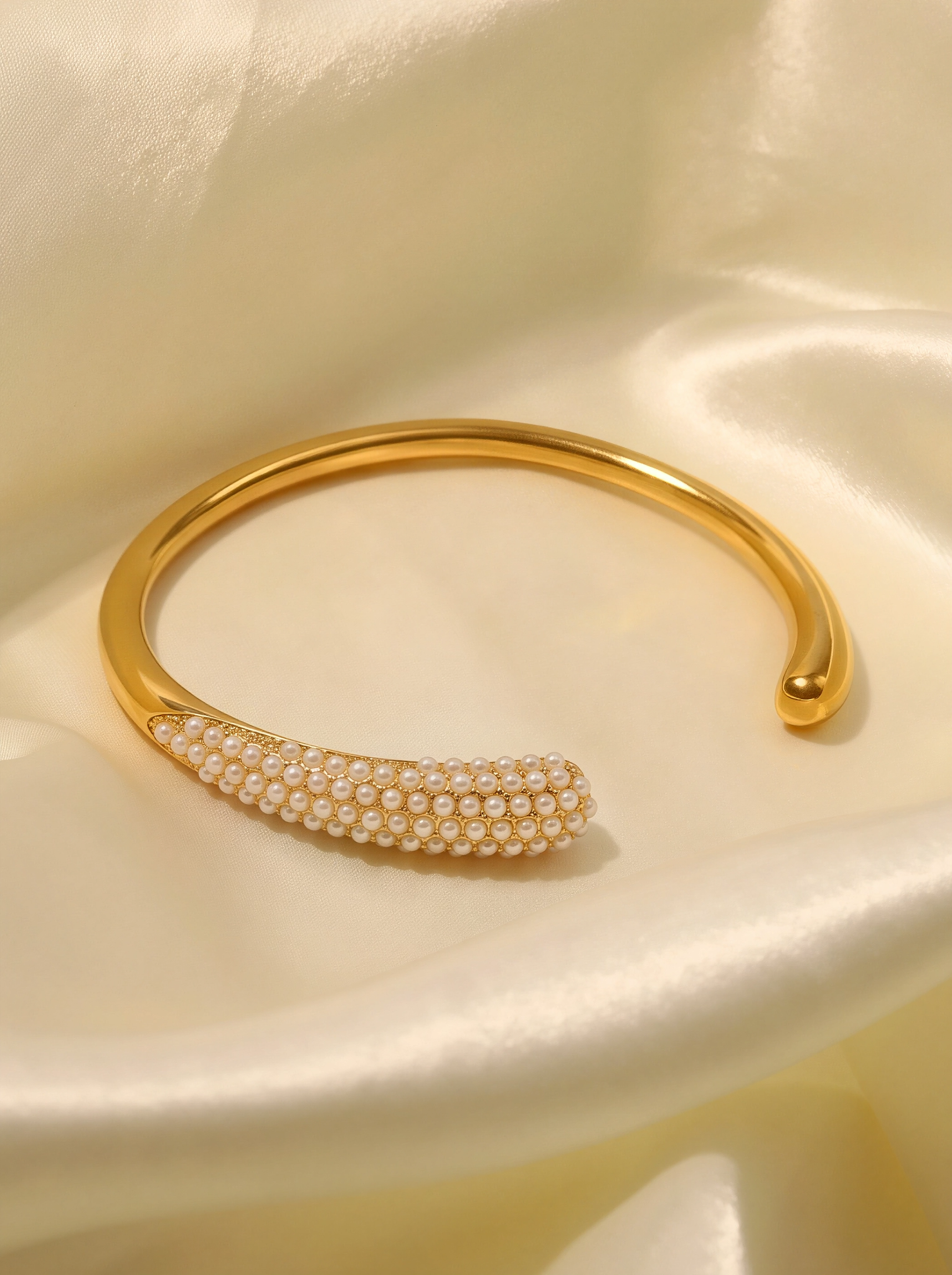 Mara pavé crystal cuff, gold plated